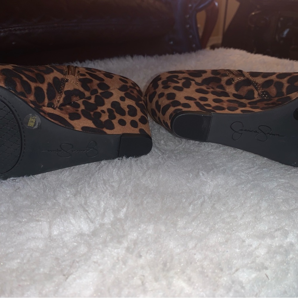Jessica Simpson Booties - Picture 4 of 6